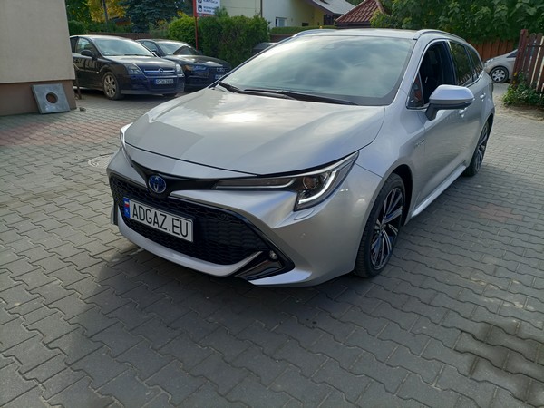 Nowa Toyota Corolla 2021 Hybrid na gaz