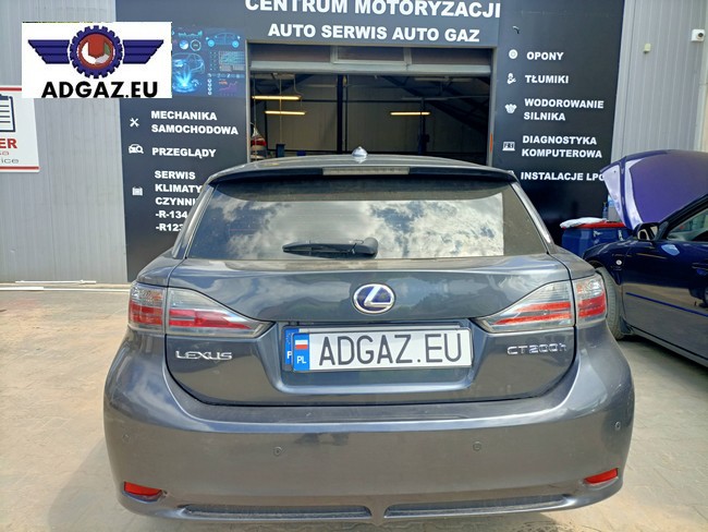 Lexus CT200h, hybryda na LPG