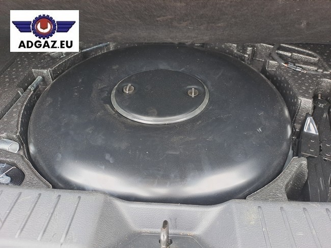 Mazda CX-30, 2,5 skyactive, zbiornik 50L, instalacja KME Direct