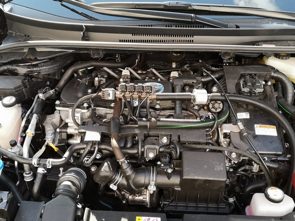 Toyota Corolla Hybrid 2019r - Bezposredni wtrysk gazu 