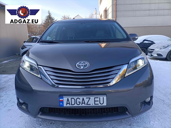 Toyota Sienna 3.5 V6