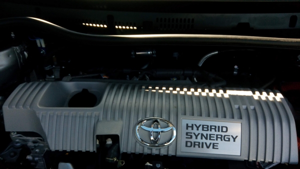 Toyota Auris Hybrid
