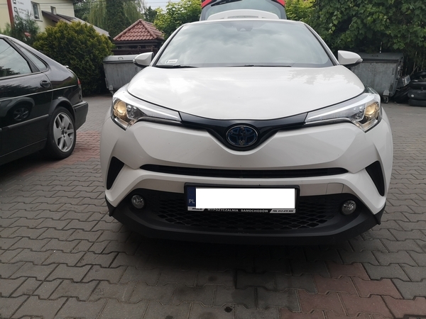 Toyota C-HR 2018r hybryd na gaz